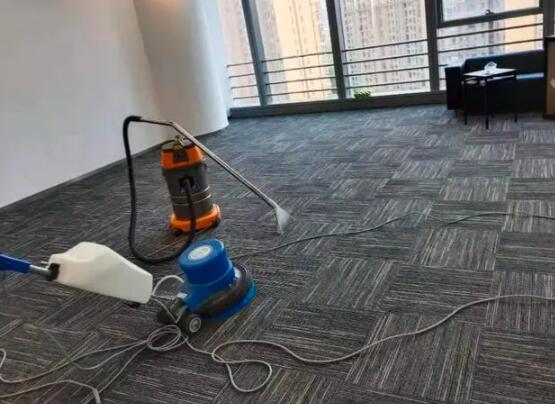 化纤地毯清洗
