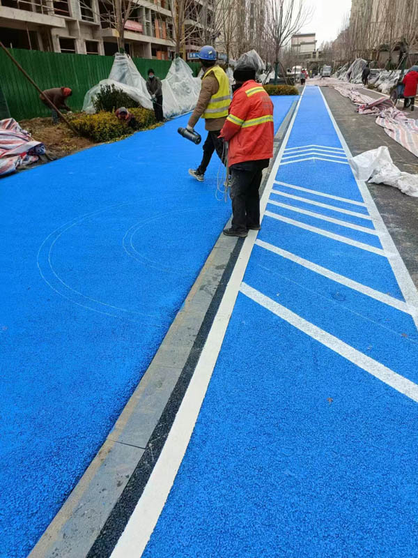 沥青路面改色